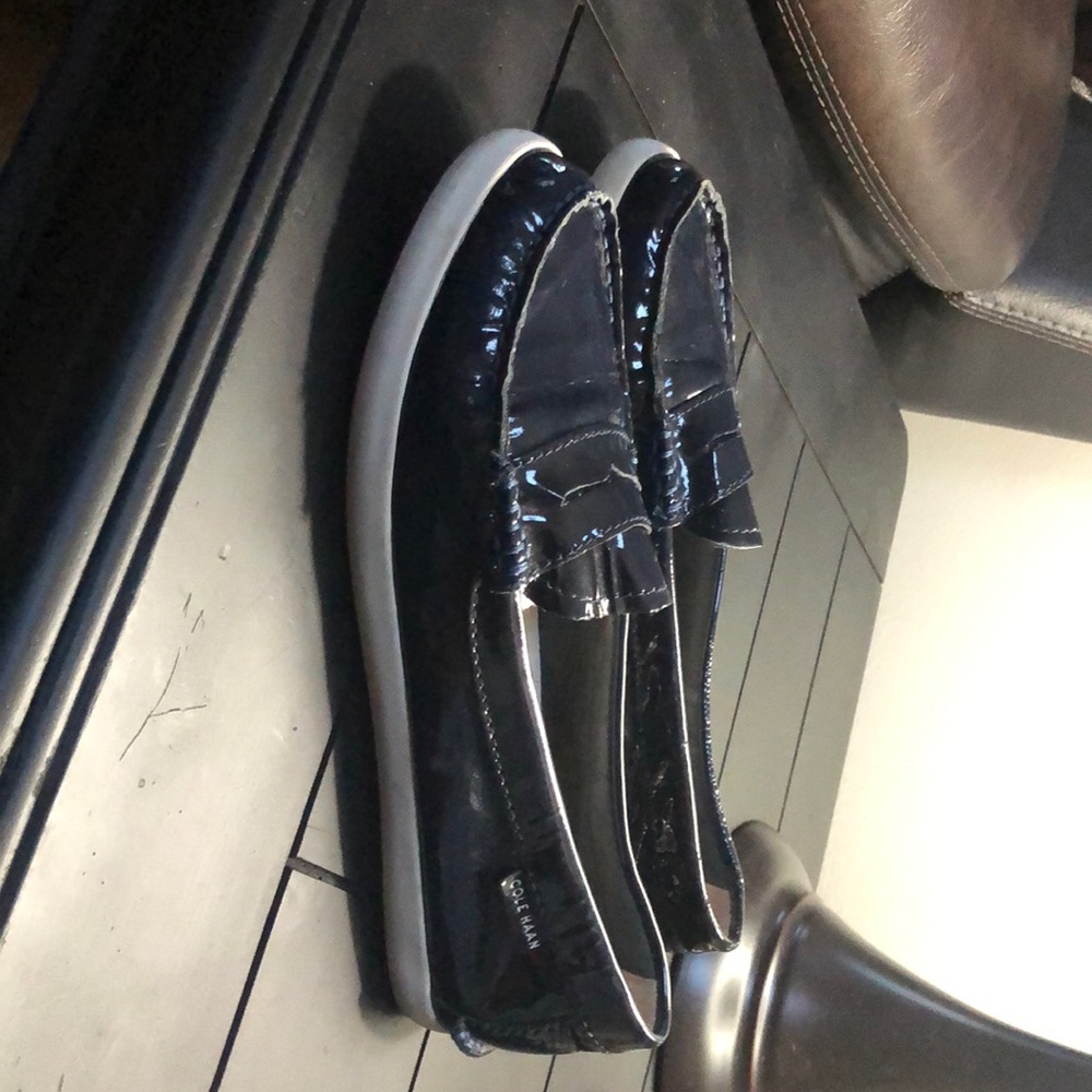 Shoes - Picture 2 of 4